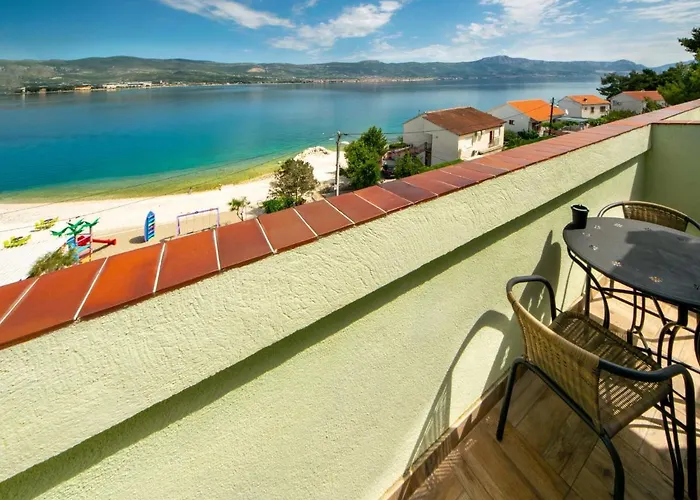 Apartment Saric-2 By Interhome Trogir