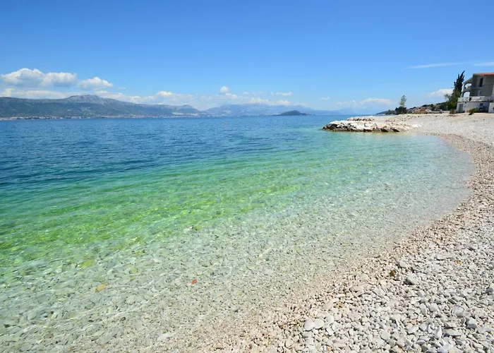 Saric-2 By Interhome