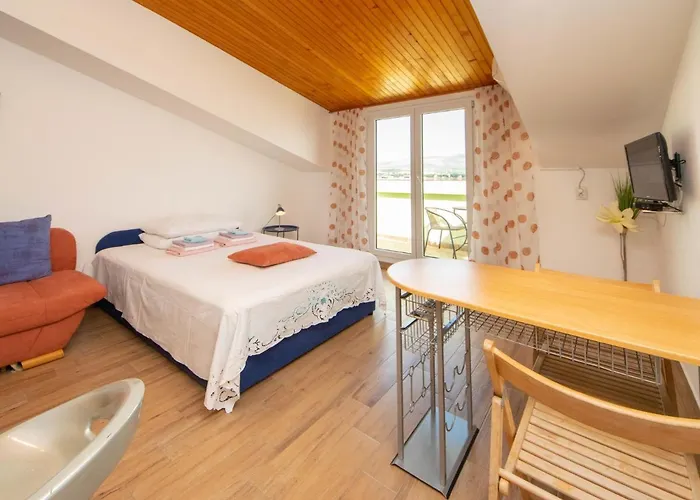 Apartment Saric-2 By Interhome Trogir