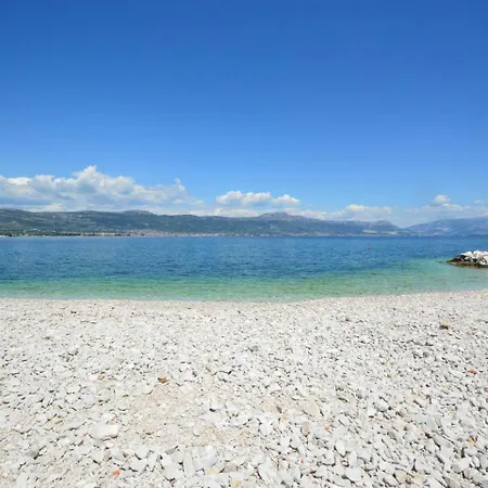 Saric-2 By Interhome شقة